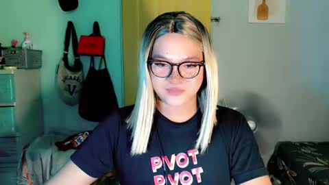 krezikeed online show from April 16, 6:36 am
