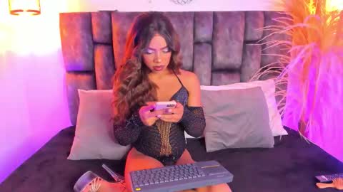 kris_kane1 online show from February 5, 10:25 pm