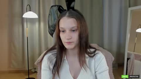 Snapshot of krisdoeil chatting on November 27, 9:00 am krisdoeil online show from November 27, 9:00 am