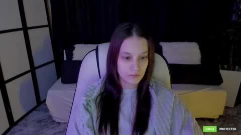 Snapshot of krisdoeil chatting on December 15, 2:38 am krisdoeil online show from December 15, 2:38 am