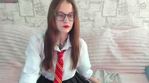 krisdoeill online show from May 27, 2:19 am