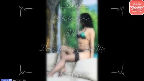 Snapshot of krisi_kiss chatting on December 19, 6:45 am KrisiFollow me  Thumb UP  online show from December 19, 6:45 am