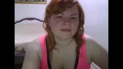 Snapshot of krisryxoniks chatting on June 7, 3:43 am KrisryxONiks online show from June 7, 3:43 am
