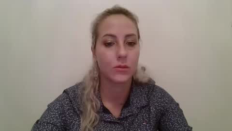 Snapshot of kriss_grace chatting on October 7, 6:27 pm Grace online show from October 7, 6:27 pm