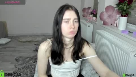 KrissLimada online show from April 7, 8:42 pm