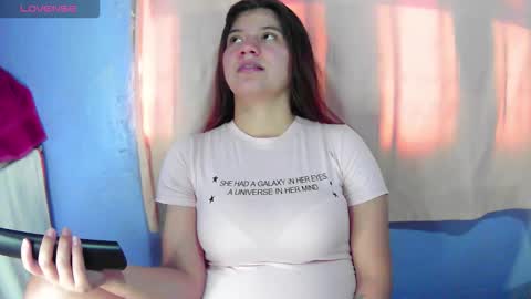 krissone online show from October 14, 8:31 pm