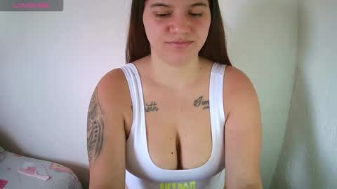 krissone online show from February 2, 8:07 pm