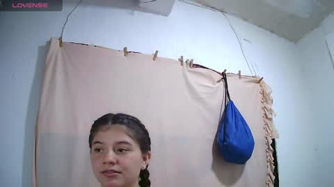 krissone online show from April 11, 9:19 pm