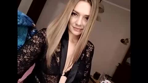 Snapshot of krisssexi chatting on January 28, 5:56 pm KrissSexi online show from January 28, 5:56 pm