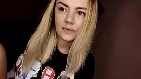 Snapshot of krisssexi chatting on September 18, 4:58 am KrissSexi online show from September 18, 4:58 am