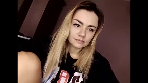 Snapshot of krisssexi chatting on September 22, 4:36 am KrissSexi online show from September 22, 4:36 am