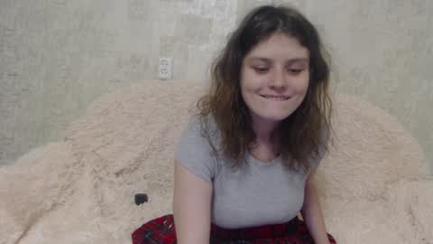 Snapshot of krissvoss chatting on December 17, 7:48 pm krissvoss online show from December 17, 7:48 pm