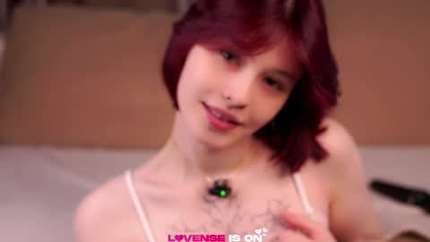 Snapshot of krissyhei chatting on April 30, 1:12 am Sarah online show from April 30, 1:12 am