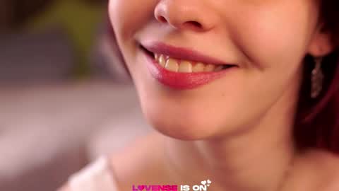 Snapshot of krissyhei chatting on May 2, 1:10 am Sarah online show from May 2, 1:10 am