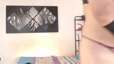 Andrea online show from November 8, 5:23 pm