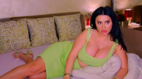 kristal_madness online show from December 18, 11:30 pm