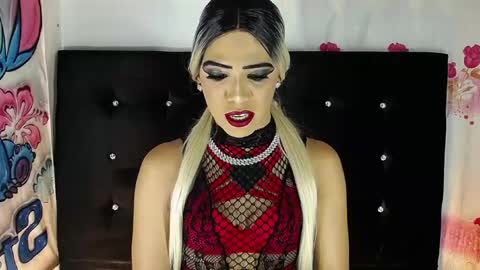 Snapshot of kristal_queen01 chatting on May 19, 9:15 am kristal_queen01 online show from May 19, 9:15 am