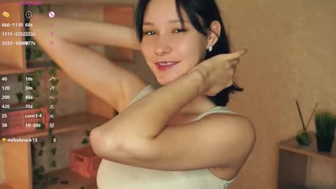 Emma online show from October 27, 7:07 pm