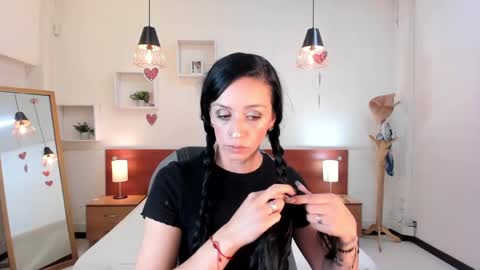 Sophia online show from February 21, 9:11 pm