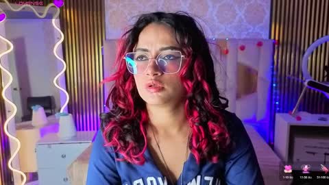 kristen_tay online show from April 6, 2:53 am