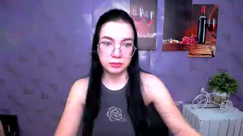 Kristen online show from December 1, 9:36 am