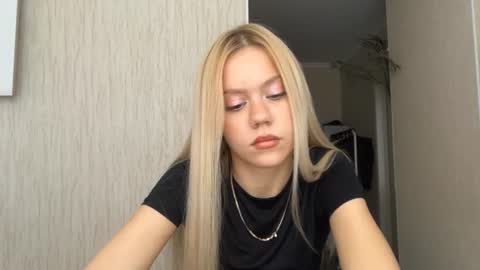 Snapshot of kristifelicien chatting on July 10, 5:12 am Blake online show from July 10, 5:12 am