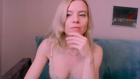 kristina_vagner online show from February 27, 3:39 am