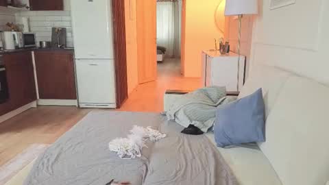 Kristi online show from November 8, 4:56 am