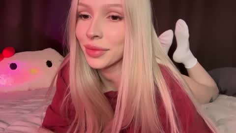 Kristy and Alice online show from March 25, 3:51 pm