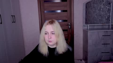 Kristy online show from March 17, 5:33 am
