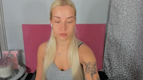 KristyFlowers online show from April 6, 5:19 am