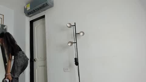 Cristina online show from February 22, 7:12 pm