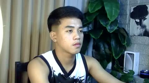 kritthanarkorn online show from January 13, 3:50 pm