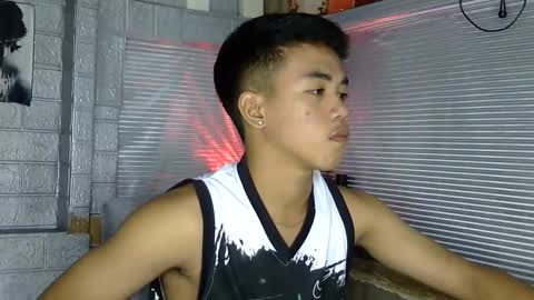 kritthanarkorn online show from February 4, 2:23 pm