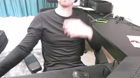 Snapshot of krocr_iras chatting on November 20, 1:22 pm Lucas Edu online show from November 20, 1:22 pm