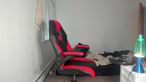 Brayden Thompson online show from April 16, 12:00 am