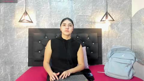 Snapshot of krystal_taylor23 chatting on September 28, 11:04 am Kystal Taylor online show from September 28, 11:04 am