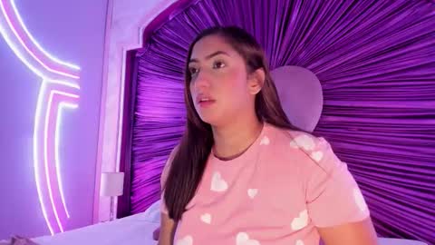 krystalswift_ online show from January 15, 3:00 am