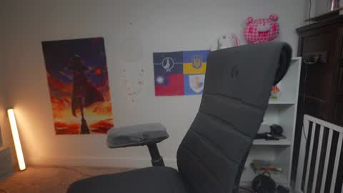 Snapshot of krystalsyxx chatting on January 25, 11:54 pm Krystal Syx online show from January 25, 11:54 pm