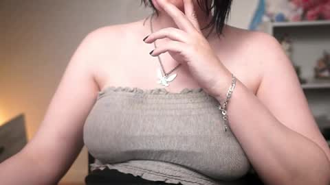 Krystal Syx online show from March 12, 7:53 pm