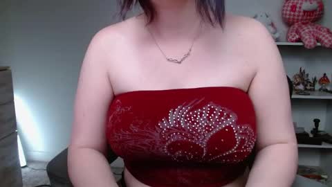 Krystal Syx online show from May 9, 6:02 pm