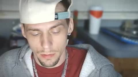 Snapshot of krytiar1992 chatting on March 24, 7:13 am krytiar1992 online show from March 24, 7:13 am