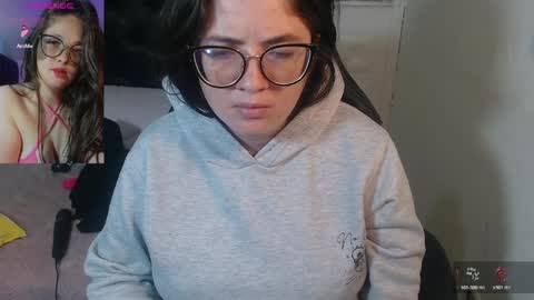 kryystaladams online show from April 4, 11:18 am