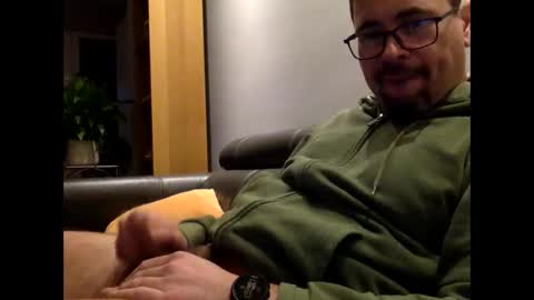 Snapshot of krzysztof1977 chatting on December 23, 10:55 pm krzysztof1977 online show from December 23, 10:55 pm