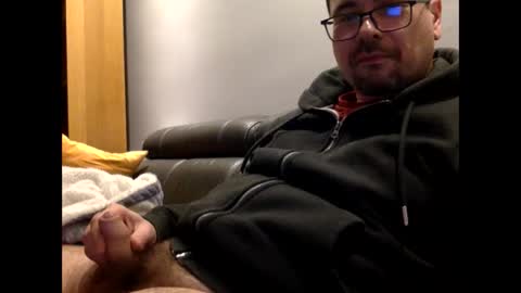 Snapshot of krzysztof1977 chatting on December 28, 9:08 pm krzysztof1977 online show from December 28, 9:08 pm