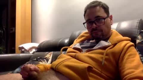 krzysztof1977 online show from April 14, 8:59 pm