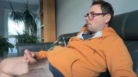 krzysztof1977 online show from May 21, 6:26 pm