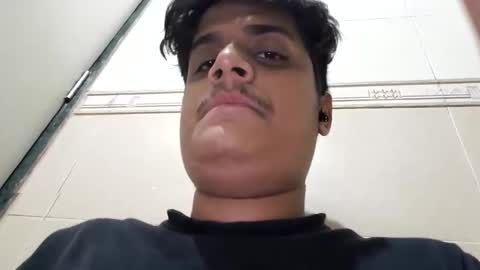 Snapshot of ks976sexy2 chatting on December 20, 7:28 pm ks976sexy2 online show from December 20, 7:28 pm