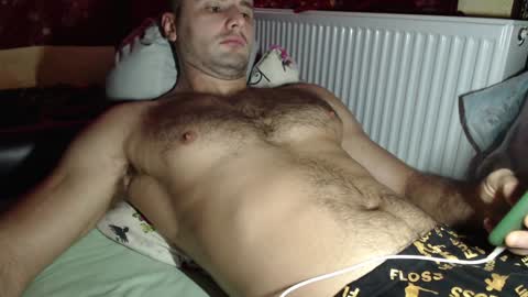 ksanderua online show from December 16, 8:09 am