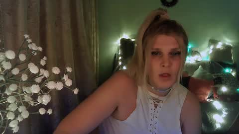 Annika  MTF ts post -op online show from December 29, 2:00 pm